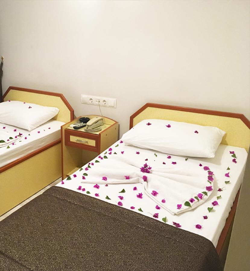 Dostlar Hotel Μερσίνη Εξωτερικό φωτογραφία