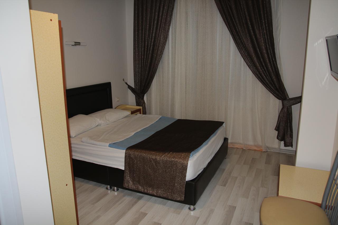 Dostlar Hotel Μερσίνη Εξωτερικό φωτογραφία