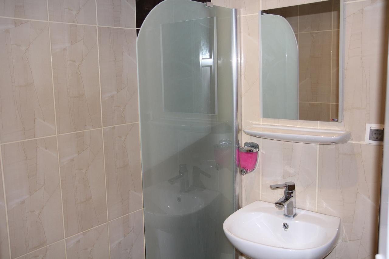 Dostlar Hotel Μερσίνη Εξωτερικό φωτογραφία